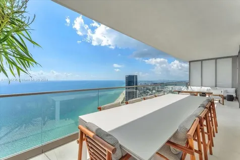 18975 Collins Avenue Sunny Isles Beach FL 33160