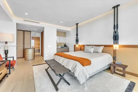 18975 Collins Avenue Sunny Isles Beach FL 33160