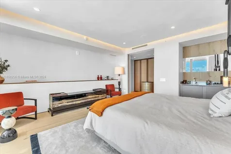 18975 Collins Avenue Sunny Isles Beach FL 33160
