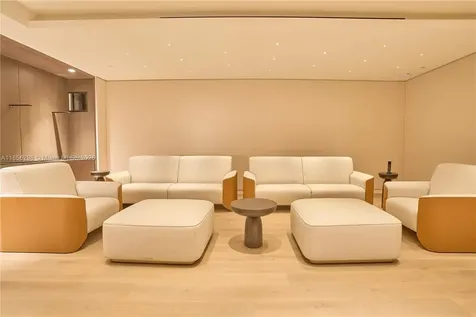 300 Biscayne Boulevard Way Miami FL 33131