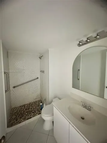 5555 Collins Avenue Miami Beach FL 33140