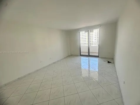 5555 Collins Avenue Miami Beach FL 33140