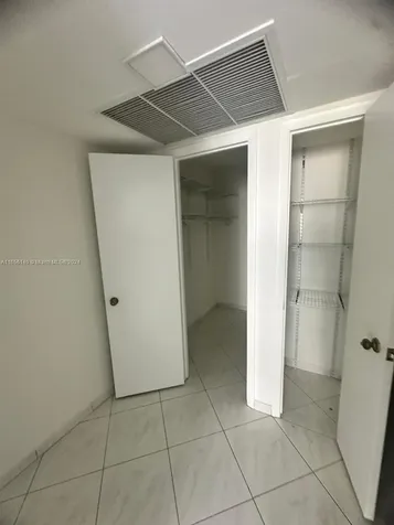 5555 Collins Avenue Miami Beach FL 33140