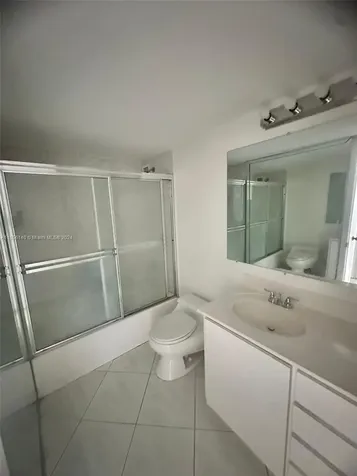 5555 Collins Avenue Miami Beach FL 33140