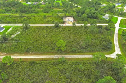 642 Vasser Avenue S Lehigh Acres FL 33974