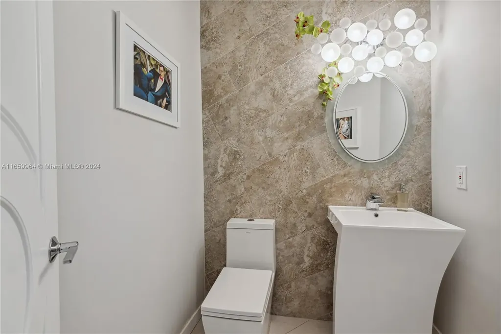 7791 La Corniche Circle Boca Raton FL 33433