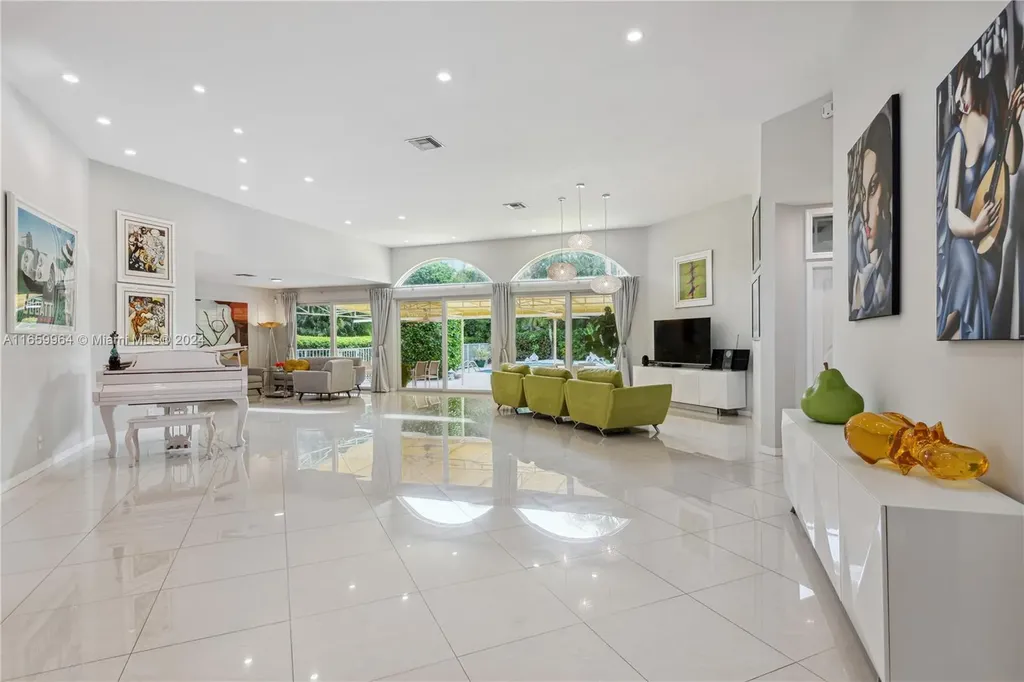 7791 La Corniche Circle Boca Raton FL 33433