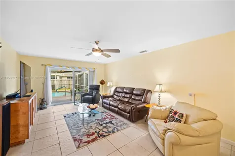 8261 NW 12th Street Pembroke Pines FL 33024
