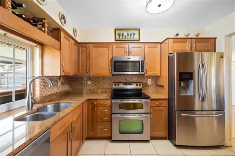 8261 NW 12th Street Pembroke Pines FL 33024