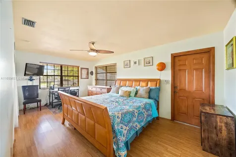 8261 NW 12th Street Pembroke Pines FL 33024