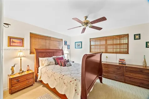 8261 NW 12th Street Pembroke Pines FL 33024