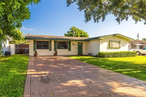 8261 NW 12th Street Pembroke Pines FL 33024