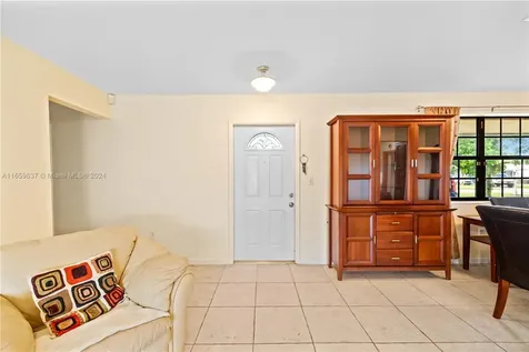 8261 NW 12th Street Pembroke Pines FL 33024