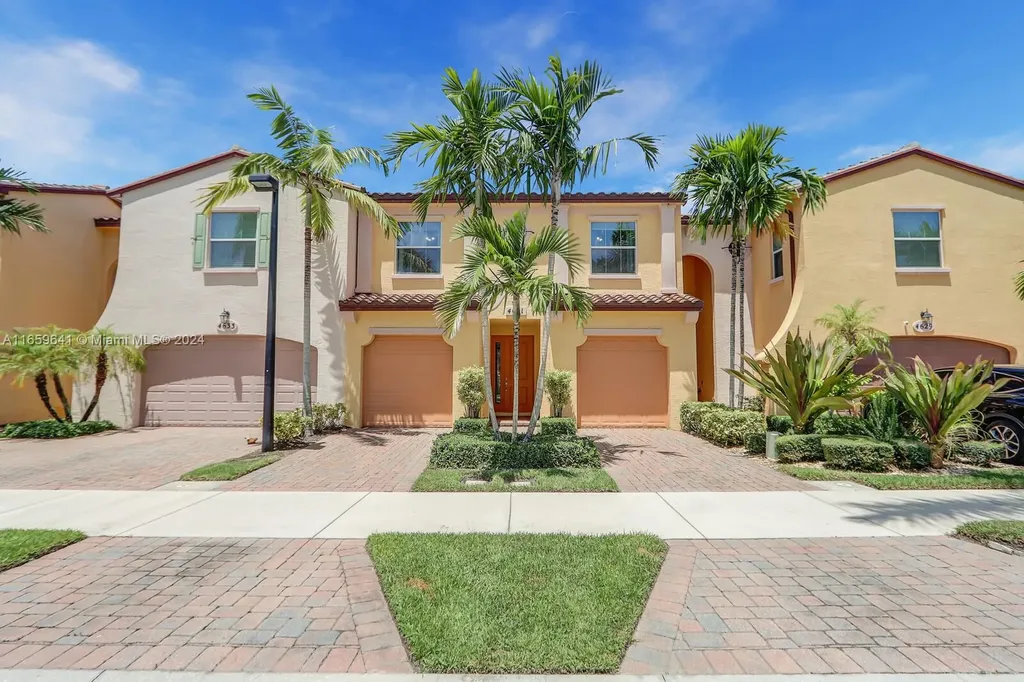4631 Mediterranean Circle Palm Beach Gardens FL 33418