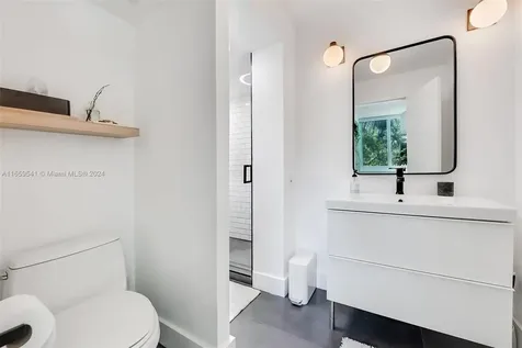 3266 Virginia Street Miami FL 33133