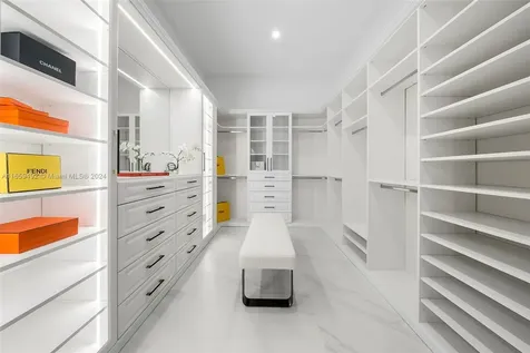 18590 NE 21st Avenue North Miami Beach FL 33179