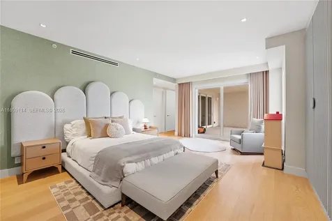 5242 Fisher Island Drive Miami Beach FL 33109