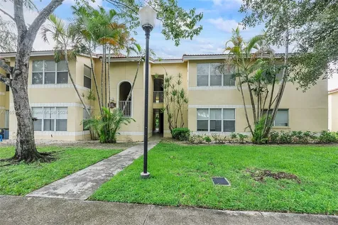 417 Vista Isles Drive Sunrise FL 33325