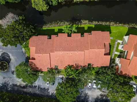 417 Vista Isles Drive Sunrise FL 33325