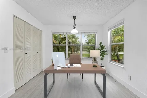 417 Vista Isles Drive Sunrise FL 33325
