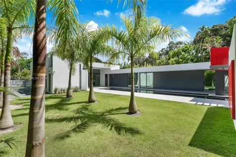2710 Natoma Street Miami FL 33133
