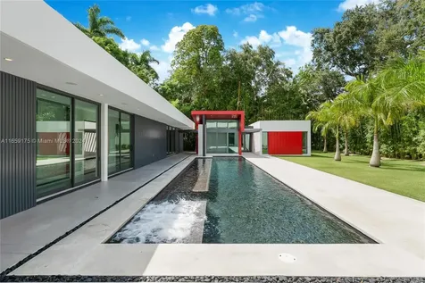2710 Natoma Street Miami FL 33133