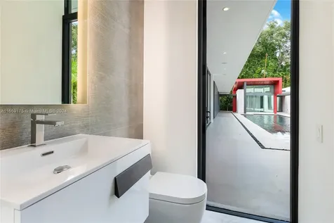 2710 Natoma Street Miami FL 33133