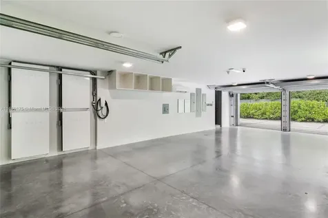 2710 Natoma Street Miami FL 33133