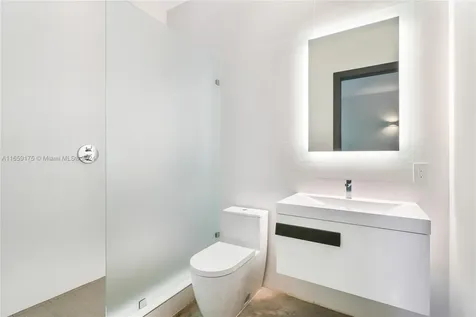 2710 Natoma Street Miami FL 33133