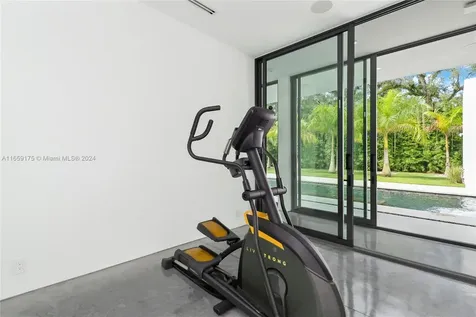 2710 Natoma Street Miami FL 33133