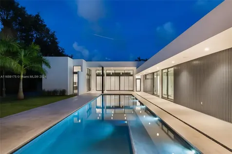 2710 Natoma Street Miami FL 33133