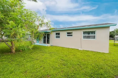 5010 NW 16th Street Lauderhill FL 33313
