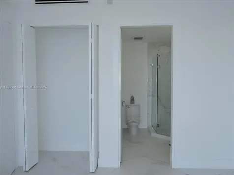 200 Biscayne Boulevard Way Miami FL 33131