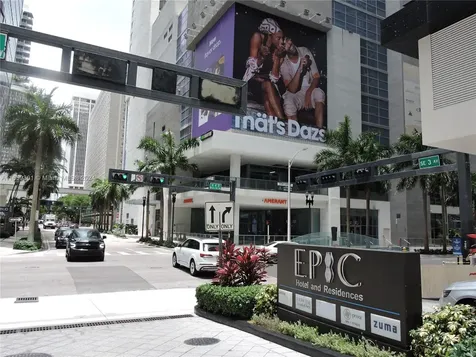 200 Biscayne Boulevard Way Miami FL 33131