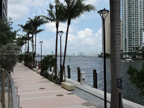 200 Biscayne Boulevard Way Miami FL 33131