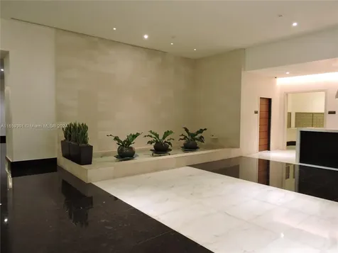 200 Biscayne Boulevard Way Miami FL 33131