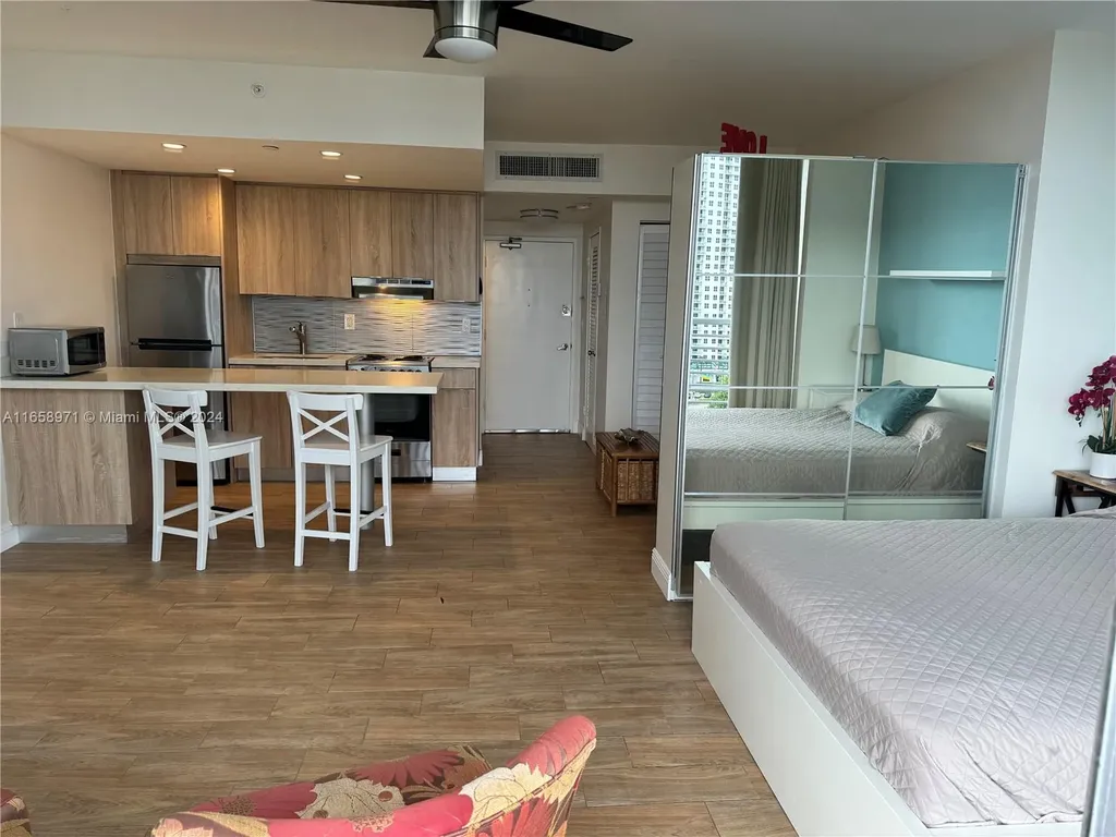 1720 Harrison Street Hollywood FL 33020