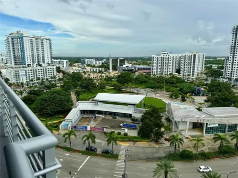 1720 Harrison Street Hollywood FL 33020