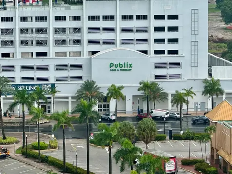 1720 Harrison Street Hollywood FL 33020