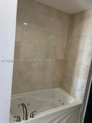6365 Collins Avenue Miami Beach FL 33141