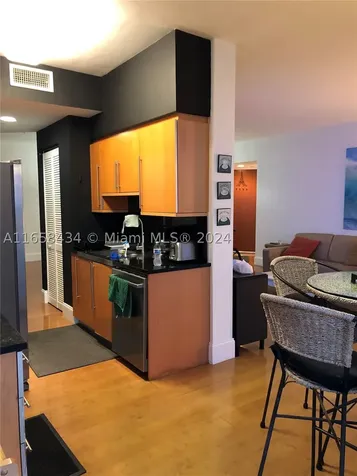 6365 Collins Avenue Miami Beach FL 33141