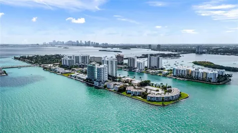 7939 East Drive North Bay Village FL 33141