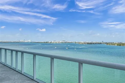 7939 East Drive North Bay Village FL 33141