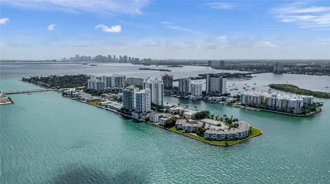 7939 East Drive North Bay Village FL 33141