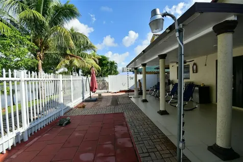 18840 NW 77th Court Hialeah FL 33015