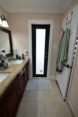 18840 NW 77th Court Hialeah FL 33015