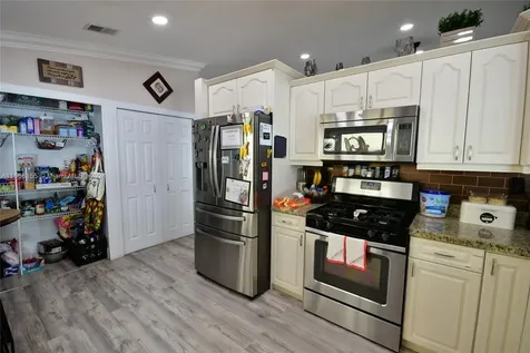 18840 NW 77th Court Hialeah FL 33015