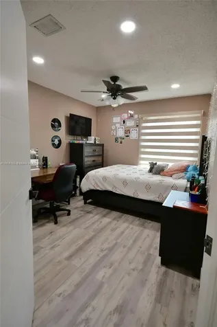 18840 NW 77th Court Hialeah FL 33015