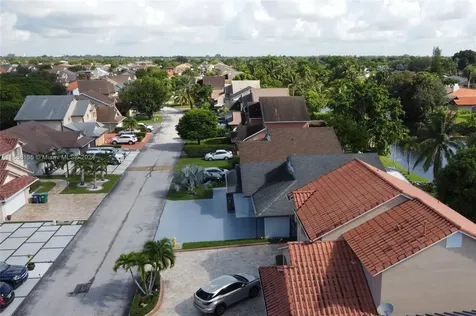 18840 NW 77th Court Hialeah FL 33015