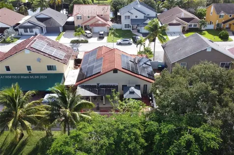 18840 NW 77th Court Hialeah FL 33015